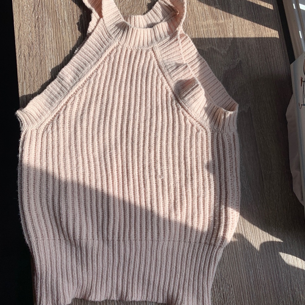 Brandy Melville Halter top